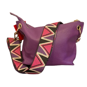 Bolso de piel morado