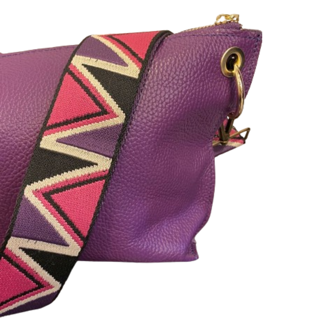 Bolso de piel morado