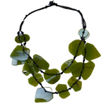 Collar piedras verdes